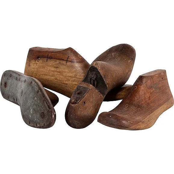 Mercana Wooden Shoe (Set of 4) 12L x 4W Brown Antique Wooden Cobbler Moulds 57465 PROMO
