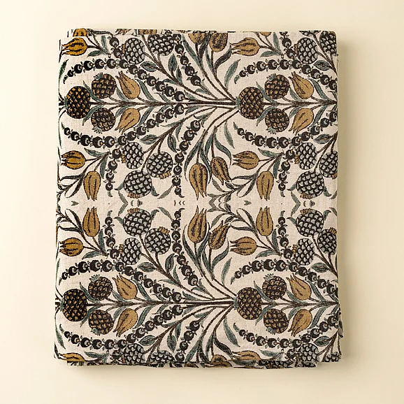 Mercana Tropicana Tablecloth IN6504