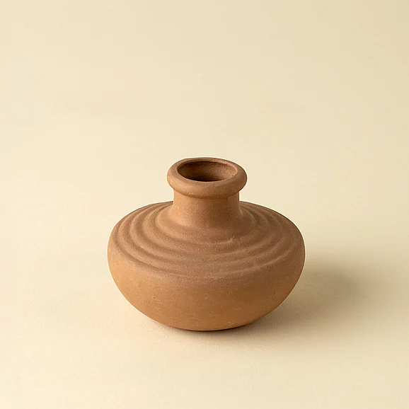 Mercana Ash Terracotta Mini Vase IN9949