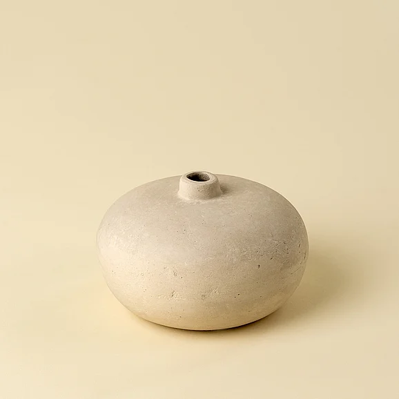Mercana Rotunda Paper Mache Vase IN9966