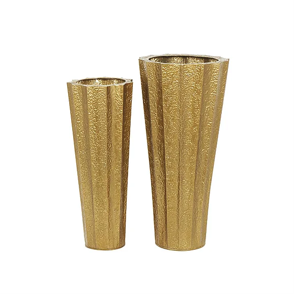 UMA Metal Tall Textured Hammered Floor Decorative Vase in Gold (Set of 2) 10959