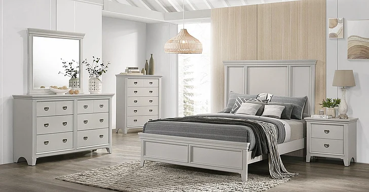 Emma Mason Signature Lux Verge 4pc Panel Bedroom Set in Grey