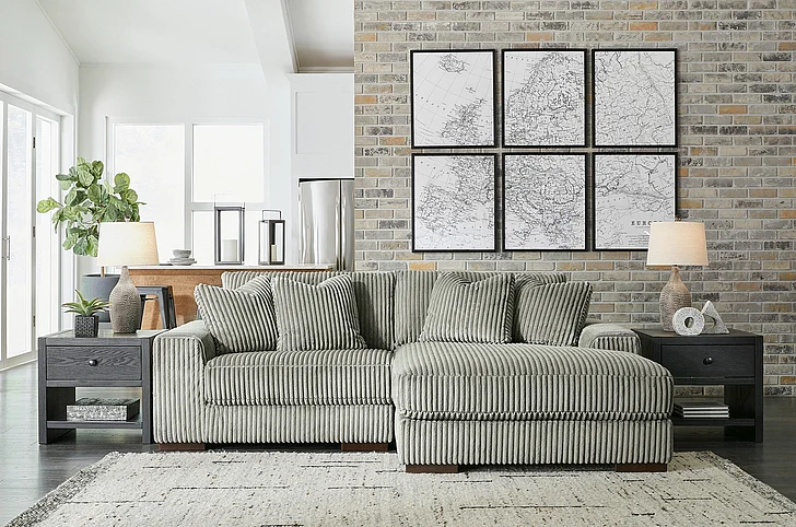 Lindyn 2-Piece Sectional with RAF Chaise in Fog