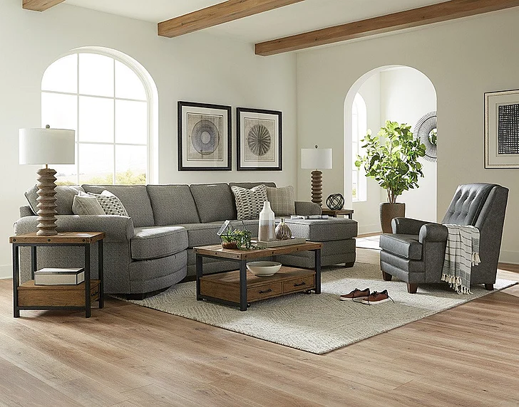 Tennessee Custom Brantley 3pc Sectional