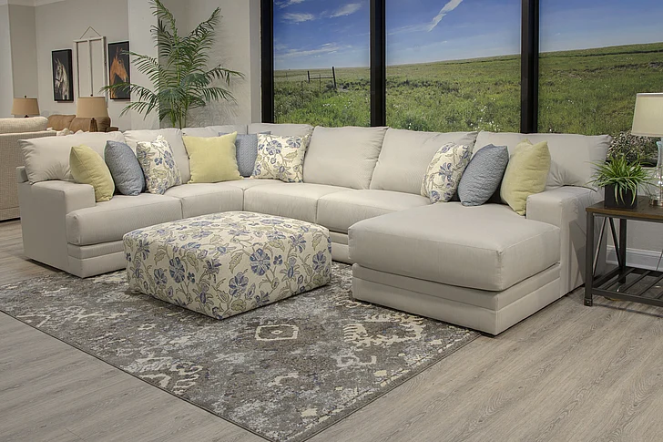 Jackson Stockbridge 3-Piece RSF Chaise Sectional in Slate/Willow