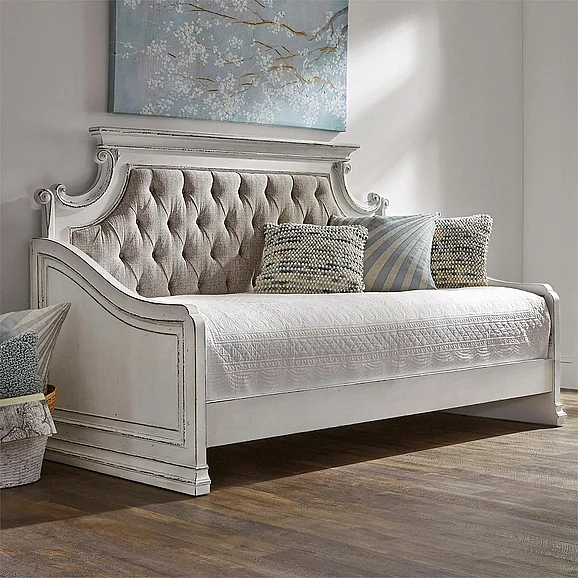 Liberty Magnolia Manor Twin Daybed in Antique White 244-DAY-TDB