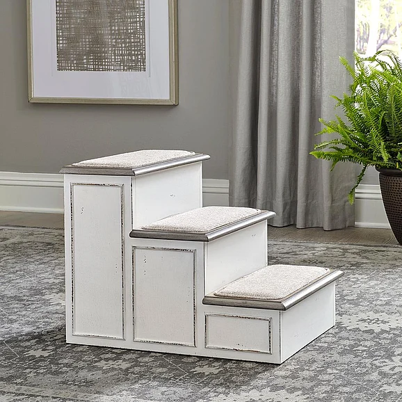 Liberty Magnolia Manor Pet Steps in Antique White 244-BR1000