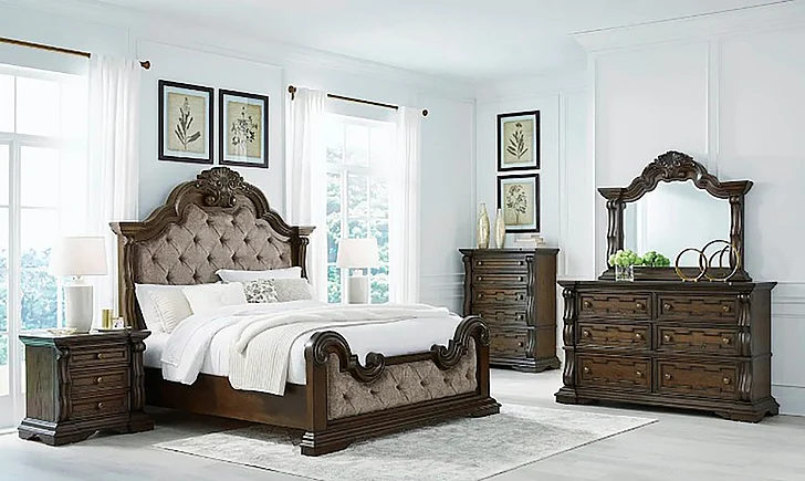 Maylee 4pc Upholstered Bedroom Set in Brown B947