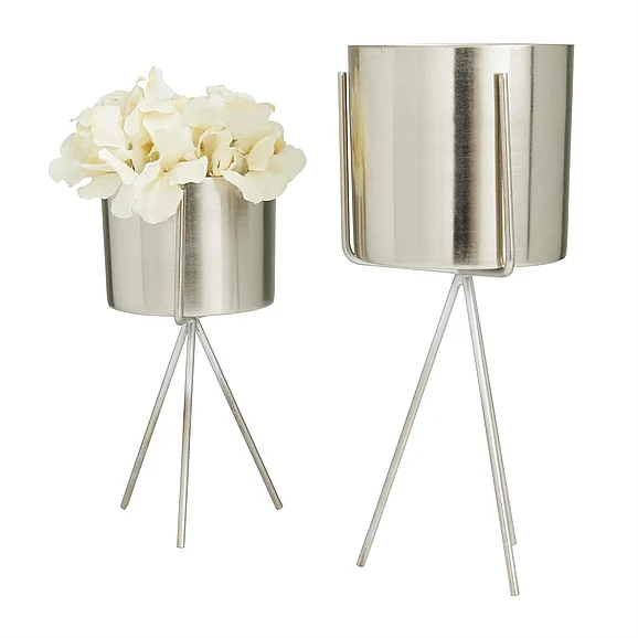 UMA CosmoLiving by Cosmopolitan Silver Metal Small Indoor Outdoor Planter with Removable Stand, Set of 2 5, 4W | 34166 CLOSEOUT