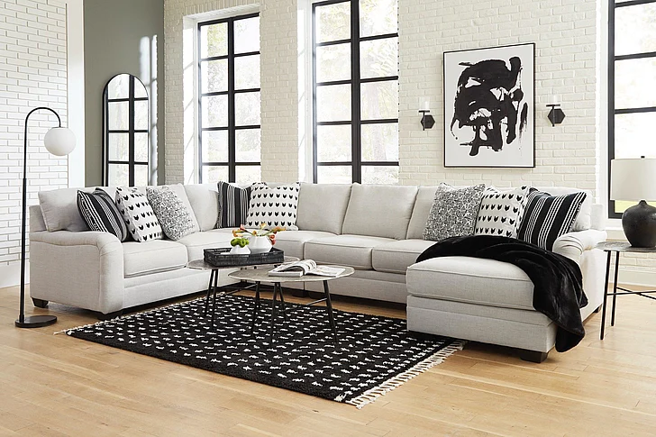 Huntsworth 5-Piece Sectional with RAF Chaise in Dove Gray