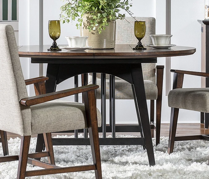 Legacy Classic Fenmore Round Dining Table 4130-521K