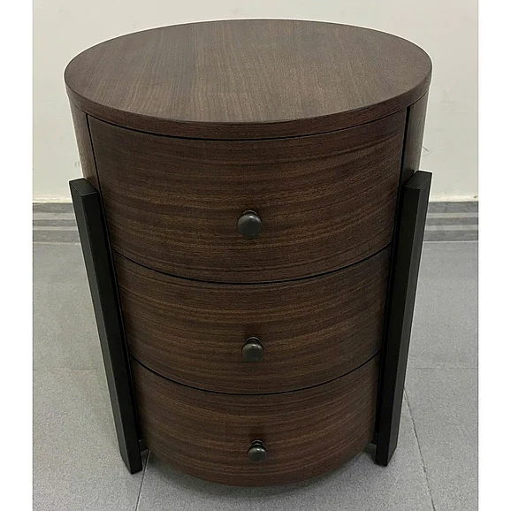 Riverside Nova Chairside Table in Nouveau Walnut 46412