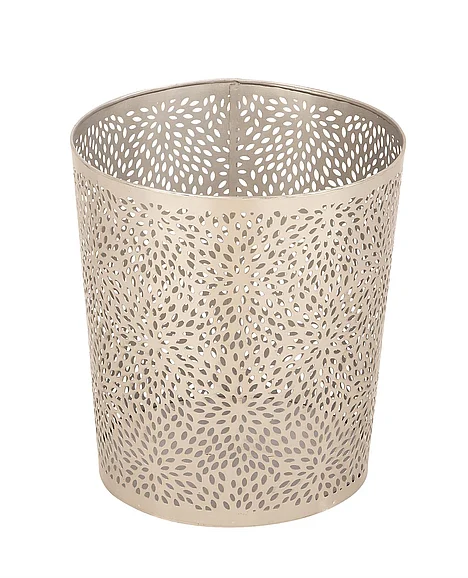 UMA CosmoLiving by Cosmopolitan Silver Metal Floral Small Waste Bin with Laser Carved Design, 9 x 9 x 10 | 49689