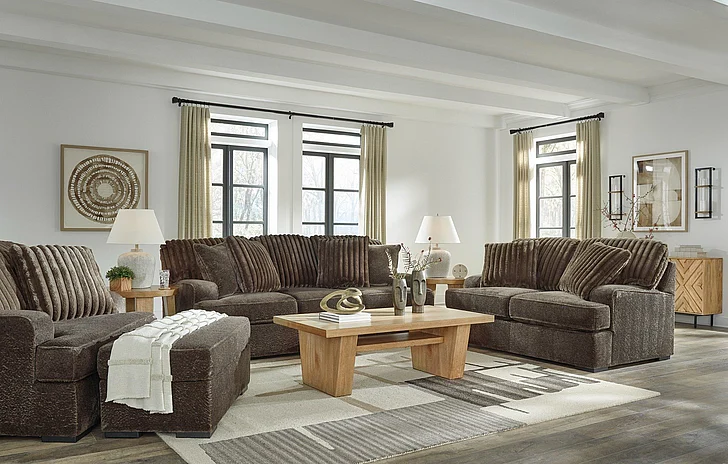 Aylesworth 2-Piece Living Room Set in Chocolate