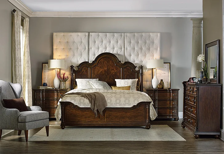 Hooker Furniture Leesburg 4-Piece Poster Bedroom Set in Mahogany