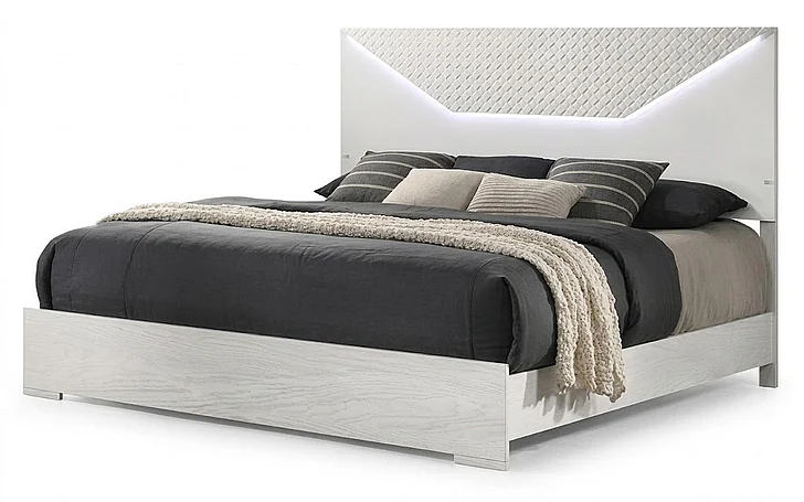 McFerran Home Furnishing B777 Queen Bed in White B777-Q