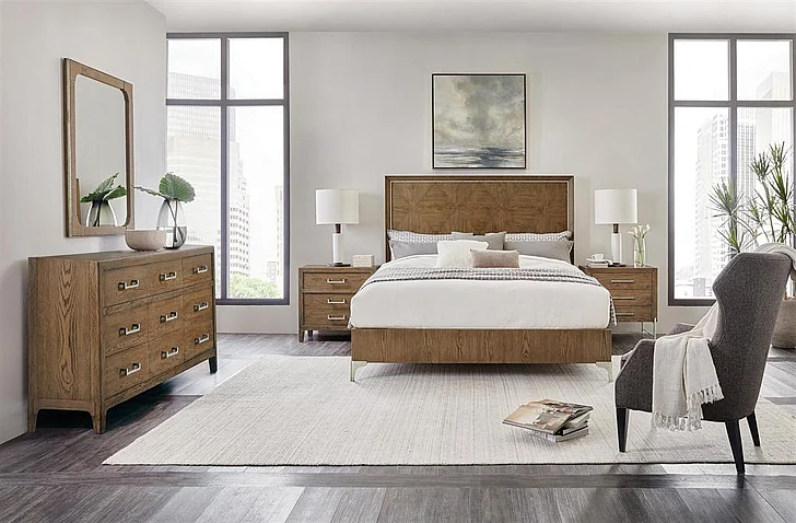 Hooker Furniture Chapman 4-Piece Panel Bedroom Set in Warm Brown