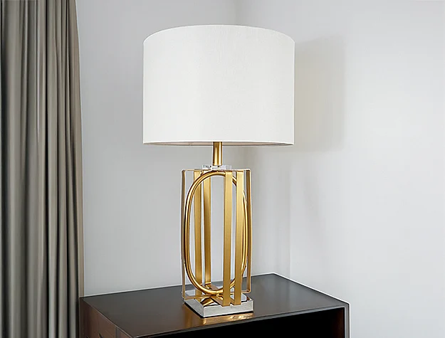 Crown Mark Table Lamp 6283T
