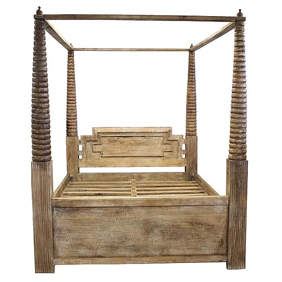 Moti Furniture Irvine Queen Bed w/ Posts 68013001