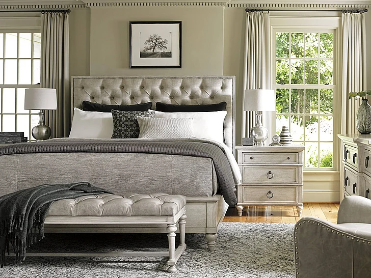 Lexington Oyster Bay 4-Piece Sag Harbor Tufted Upholstered Bedroom Set in Distressed