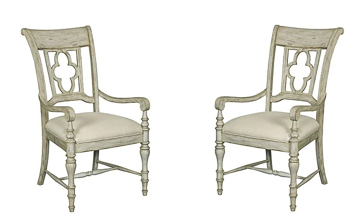 Kincaid Weatherford Arm Chair in Cornsilk Finish 75-062(Set of 2)