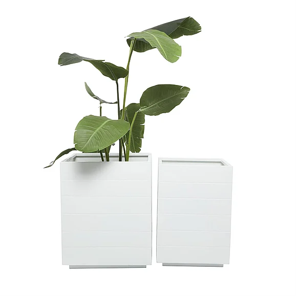 UMA CosmoLiving by Cosmopolitan White Metal Indoor Outdoor Planter, Set of 2 17, 14W | 78434 CLOSEOUT