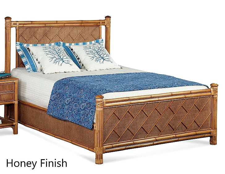 Braxton Culler Summer Retreat Queen Chippendale Bed 818-221
