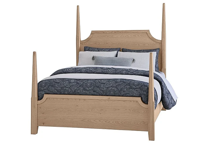 Vaughan-Bassett Full Pencil Poster Bed in Clear Oak 830-552-255-911