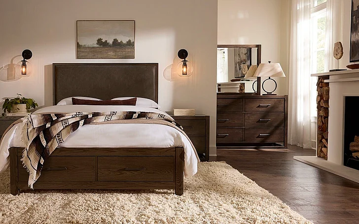 Vaughan-Bassett Lodge & Loft 2pc Sedona Brown Upholstered Storage Bedroom Set in Dark Oak 840