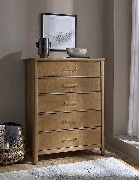 Vaughan-Bassett Nordhaven Chest 5 Drawer in Clear Maple 852-115