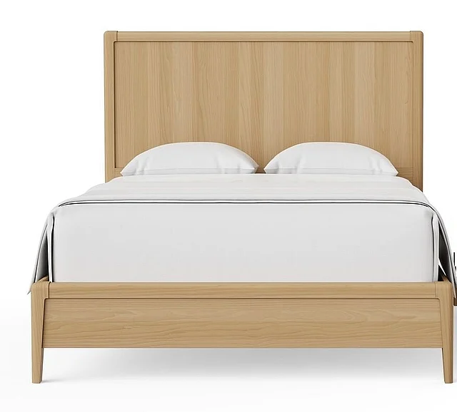 Vaughan-Bassett Nordhaven Queen Panel Bed in Clear Maple