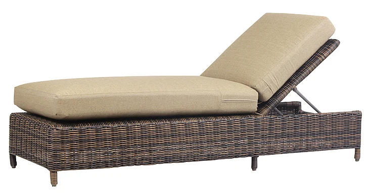 South Sea Outdoor Del Ray Chaise Lounge in Chestnut 76614CHE
