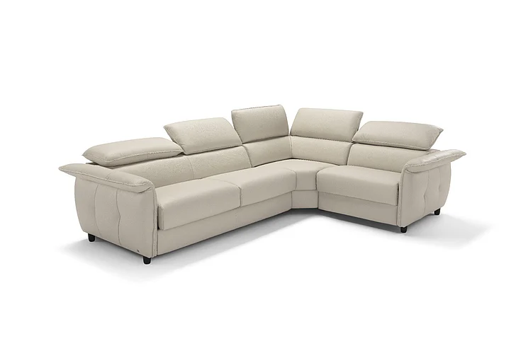Klaussner Italia Morenza Sectional Cum Sleeper Sofa in White