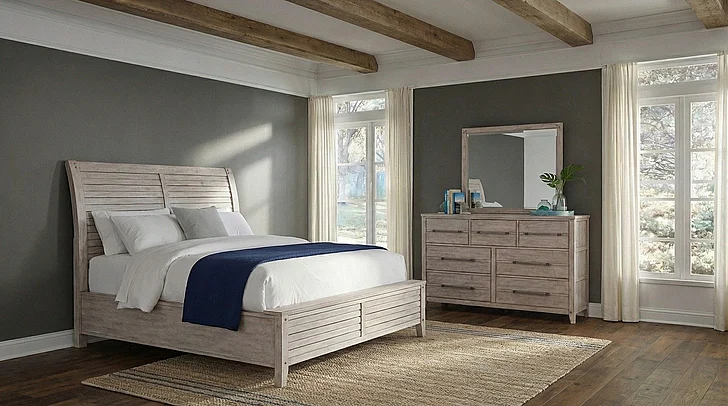 American Woodcrafters Aurora 3pc Bedroom Set - Queen Sleigh Bed, Dresser, Mirror in Whitewash