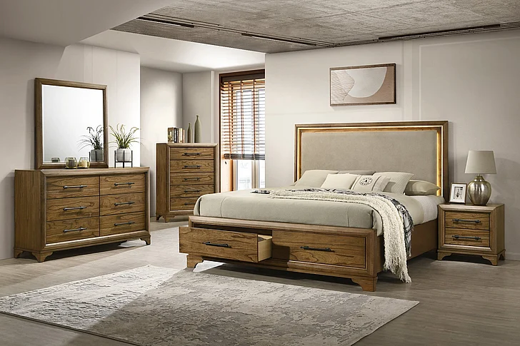 New Classic Talcott 2pc Platform Storage Bedroom Set with Lighted Headboard in Honey
