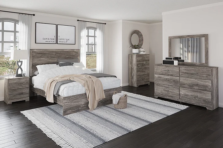 Ralinksi 5-Piece Panel Bedroom Set in Gray