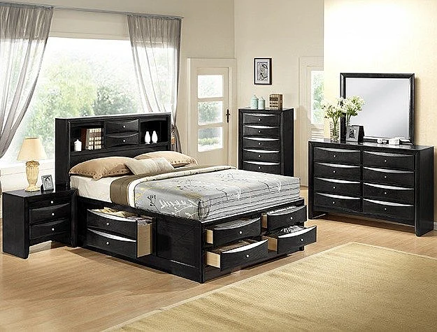 Crown Mark Emily 2pc Panel Bedroom Set in Black