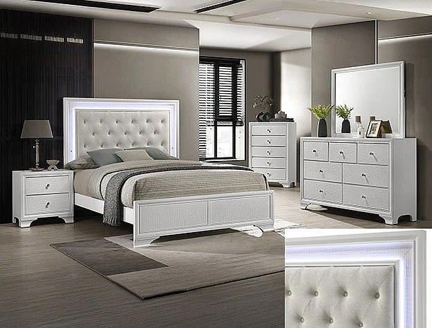 Crown Mark Lyssa 4pc Panel Bedroom Set in White