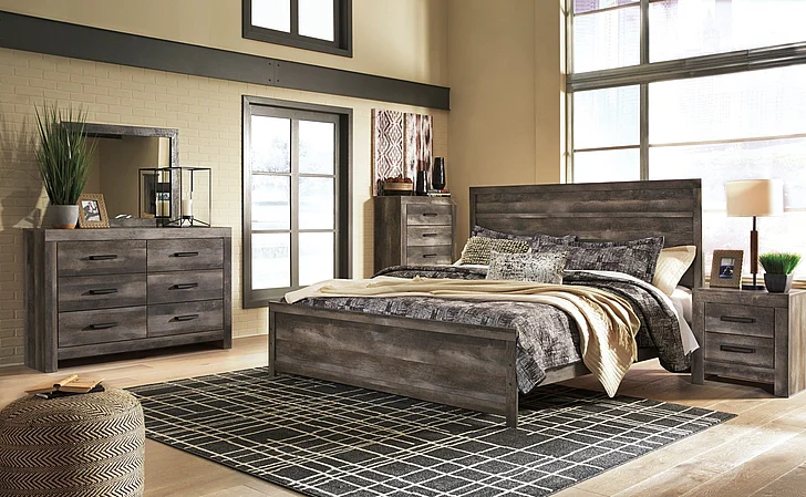 Wynnlow 5-Piece Panel Bedroom Set in Gray