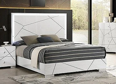 Crown Mark Ayla King Panel Bed in White