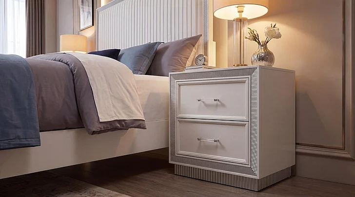 Massa Gallery LOLO Nightstand in Silver B467-3