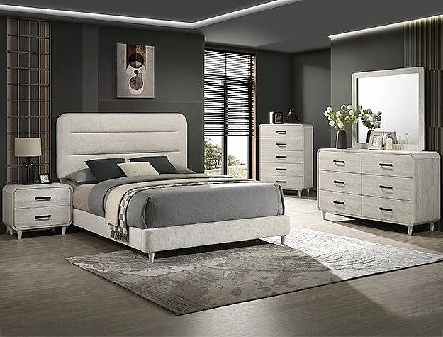 Crown Mark Nyomi 4pc Panel Bedroom Set in White