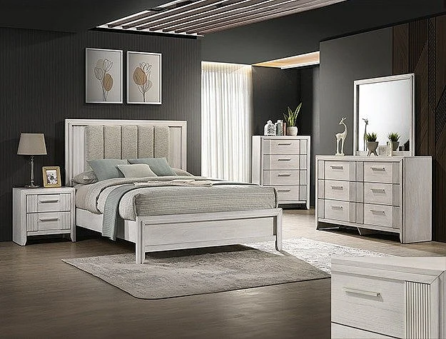 Crown Mark Carlton 4pc Panel Bedroom Set in White