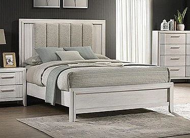 Crown Mark Carlton King Panel Bed in White