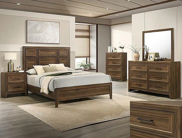 Crown Mark Lorraine 4-Piece Panel Bedroom Set in Rich Wood
