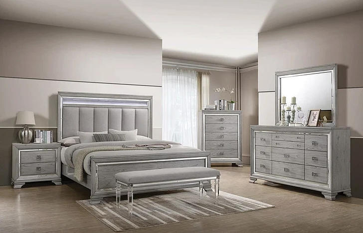 Crown Mark Furniture Vail 2pc Panel Bedroom Set in Grey