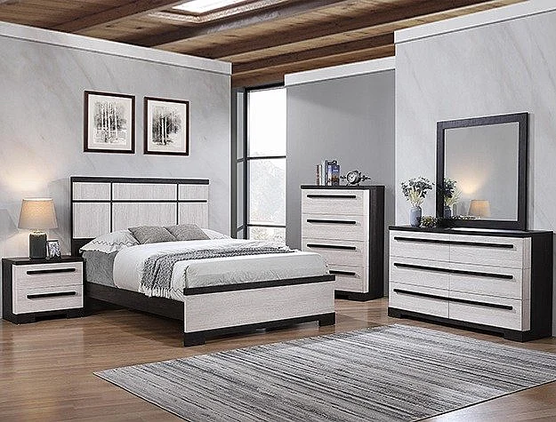 Crown Mark Remington 4pc Panel Bedroom Set in Black/White