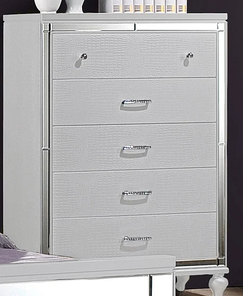 New Classic Furniture Valentino 5 Drawer Chest in White BA9698W-070 PROMO