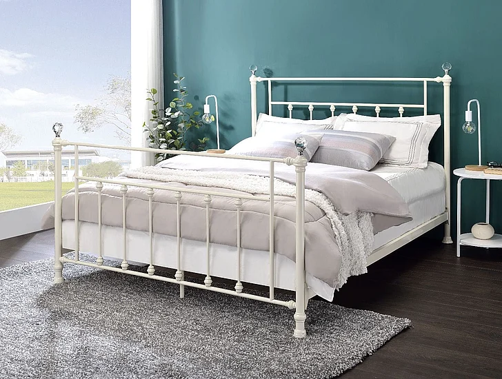 Acme Furniture Comet Full Bed in White BD00133F
