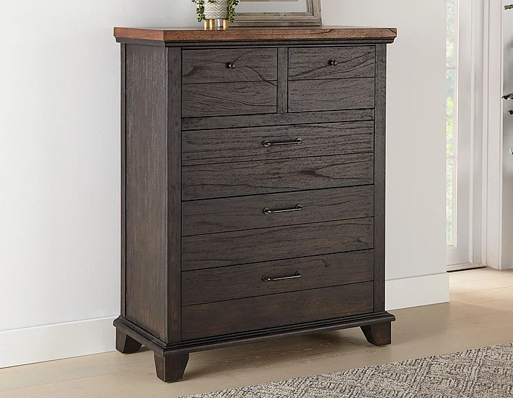 Steve Silver Bear Creek Brown 5 Drawer Chest in Chocolate BC950CTB